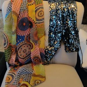 2 scarves